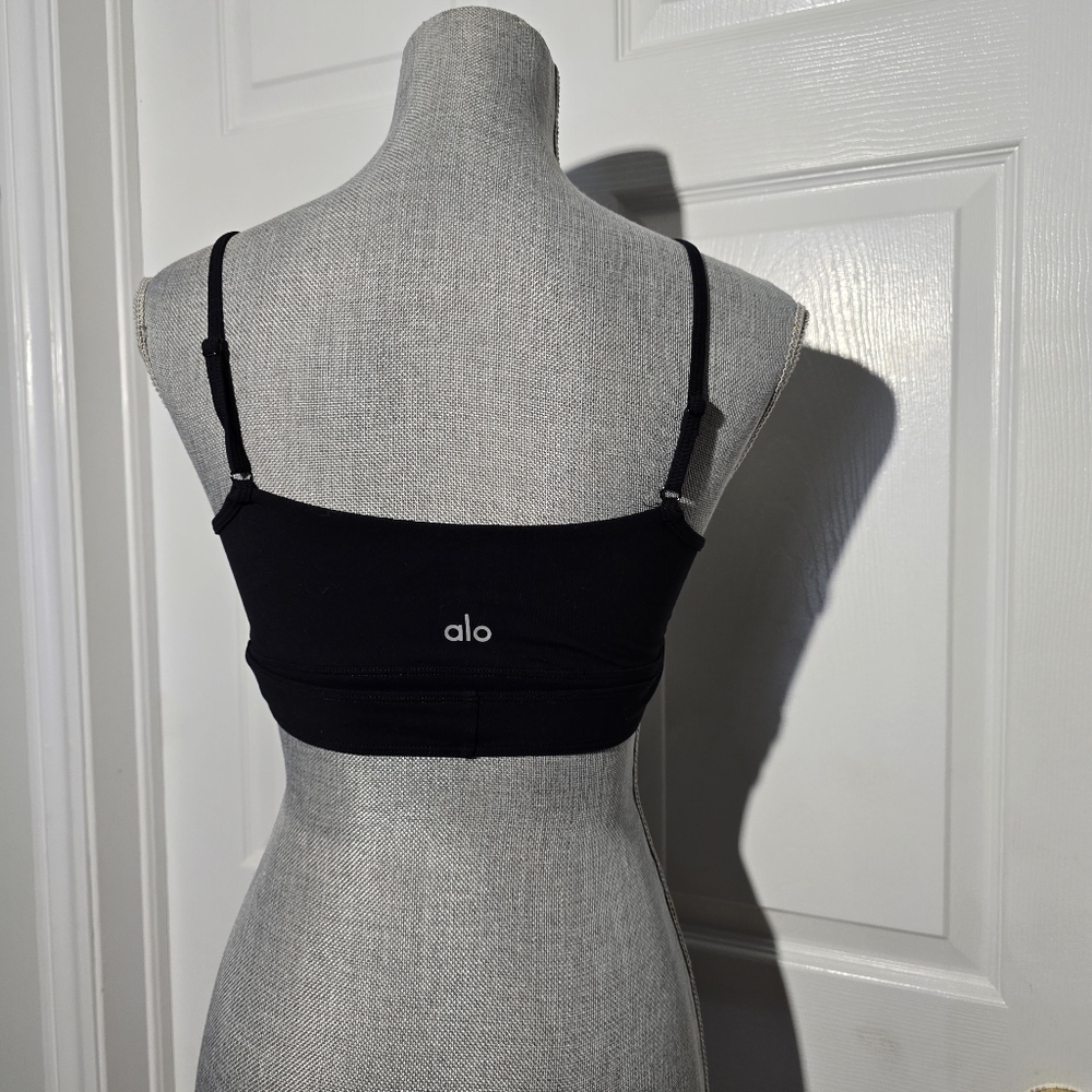 ALO Yoga Black Strappy Crop Bra - Picture 5 of 5